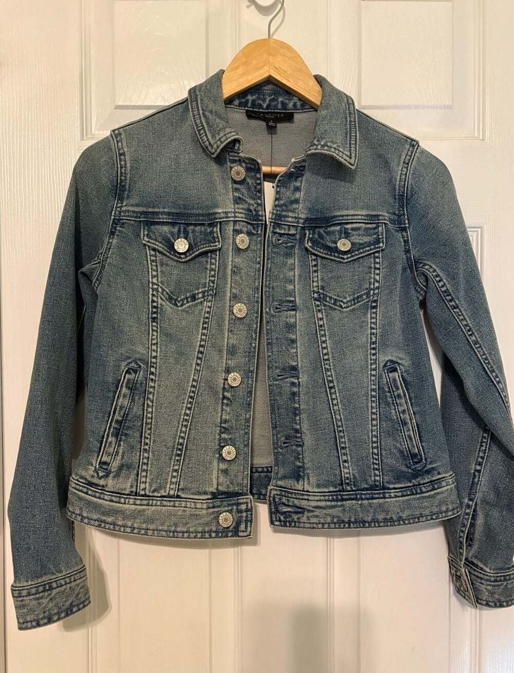 New w/ Tags Talbots Petite Denim Jean Jacket, Small